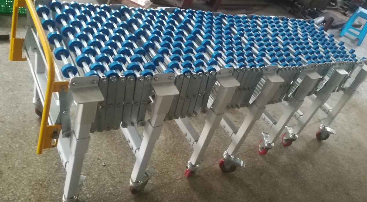 可移动伸缩滚轮输送线